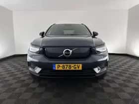 Volvo XC40 (2022) thumbnail 3