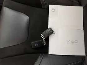 Volvo V60 (2016) thumbnail 29