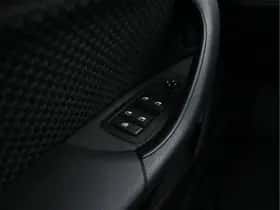 BMW X1 (2016) thumbnail 25