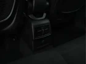 BMW X1 (2016) thumbnail 26