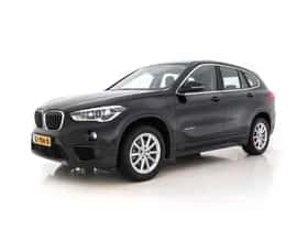 BMW X1 (2016) thumbnail 4