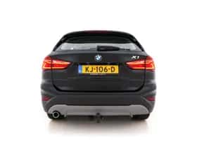 BMW X1 (2016) thumbnail 6