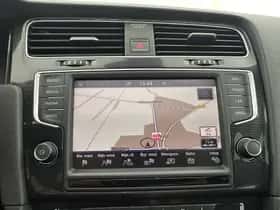 Volkswagen Golf (2015) thumbnail 14
