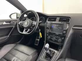 Volkswagen Golf (2015) thumbnail 8
