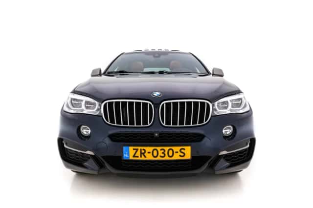 BMW X6 (2018) thumbnail 3