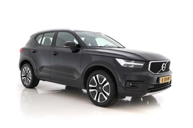 Volvo XC40 (2021) thumbnail 1