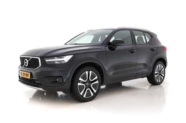 Volvo XC40 (2021) thumbnail 4