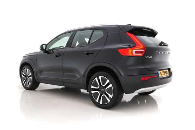 Volvo XC40 (2021) thumbnail 5