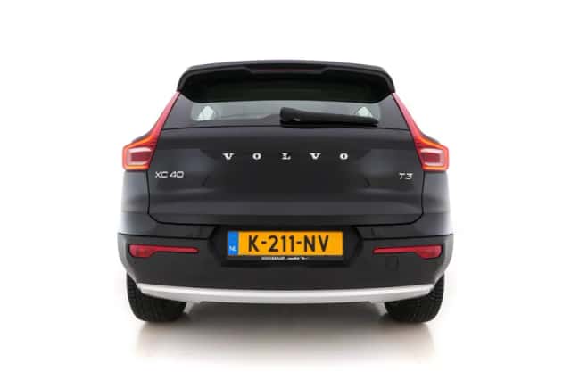 Volvo XC40 (2021) thumbnail 6