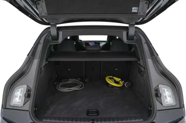 BMW iX (2022) thumbnail 11
