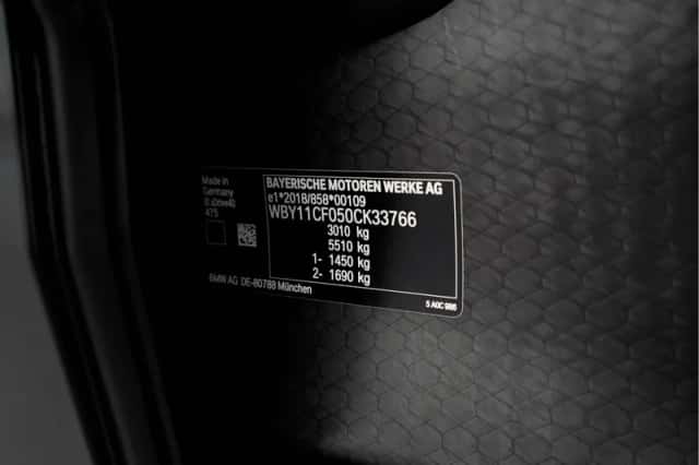 BMW iX (2022) thumbnail 44