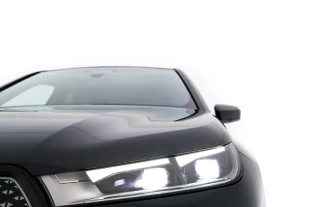 BMW iX (2022) thumbnail 45
