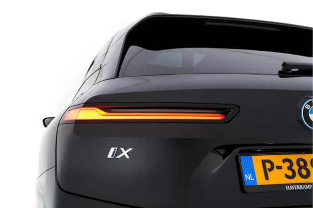 BMW iX (2022) thumbnail 46