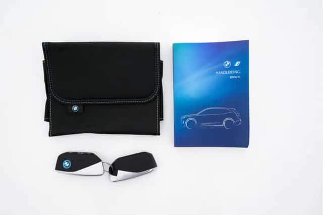 BMW iX (2022) thumbnail 48