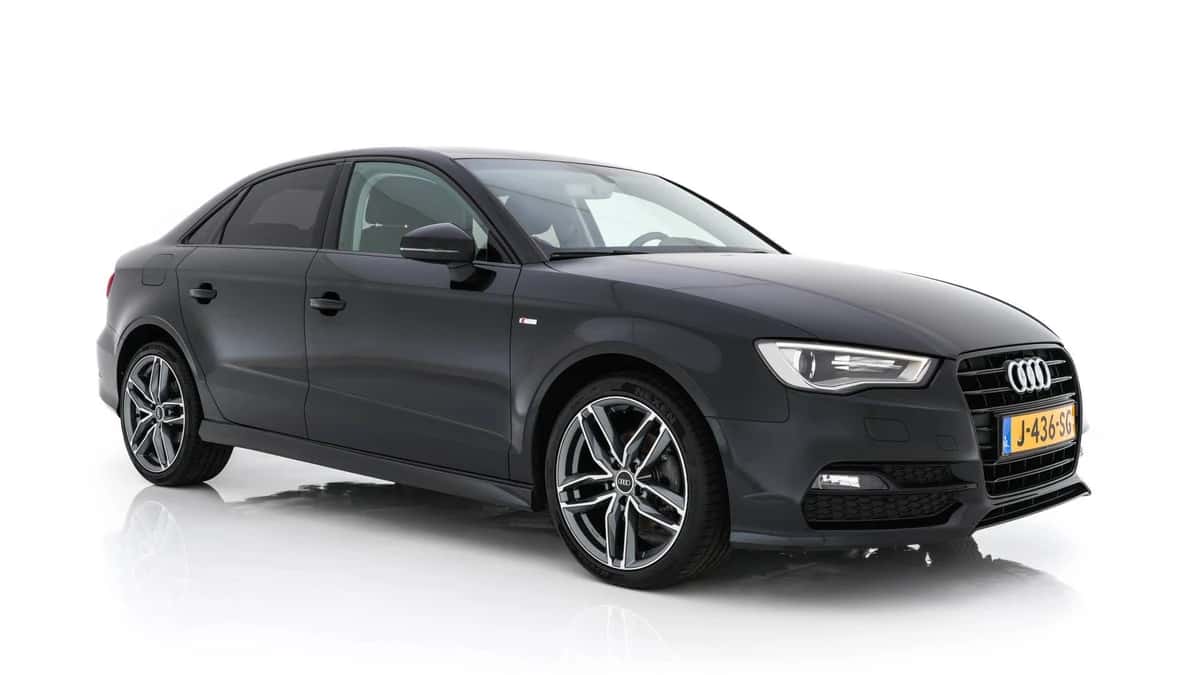 Audi A3 (2015) — foto 1
