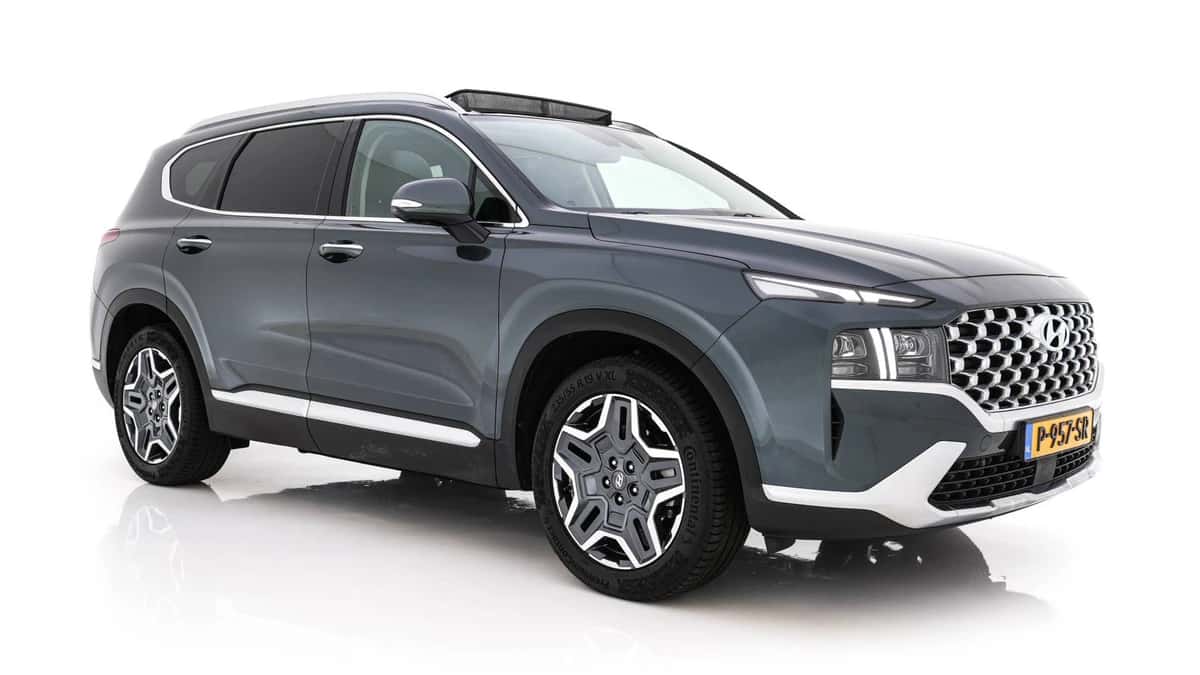 Hyundai Santa Fe (2022) — foto 1