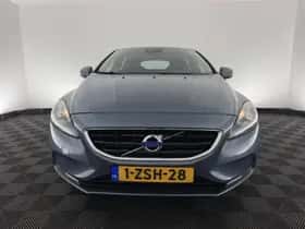 Volvo V40 (2014) thumbnail 3
