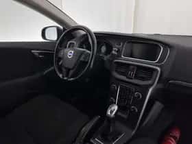 Volvo V40 (2014) thumbnail 8