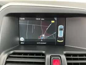 Volvo XC60 (2015) thumbnail 14