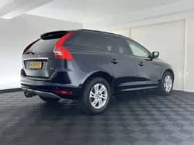 Volvo XC60 (2015) thumbnail 7