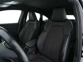 Audi Q4 (2021) thumbnail 23