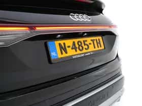 Audi Q4 (2021) thumbnail 26