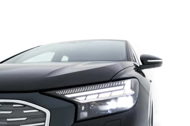 Audi Q4 (2021) thumbnail 29