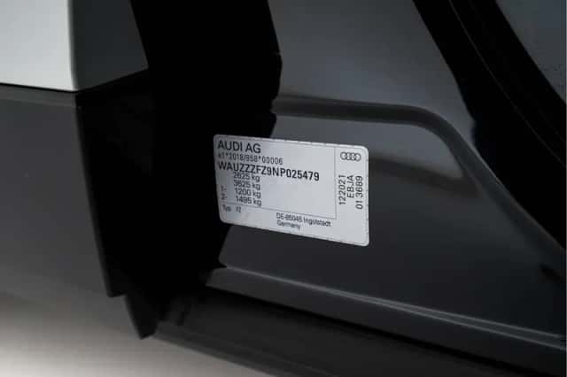Audi Q4 (2021) thumbnail 31