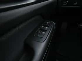 Volvo S60 (2022) thumbnail 25