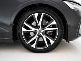 Volvo S60 (2022) thumbnail 30