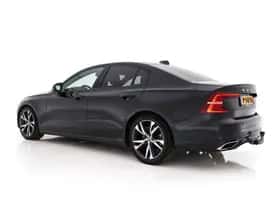 Volvo S60 (2022) thumbnail 5