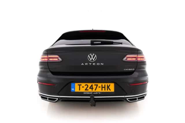 Volkswagen Arteon (2023) thumbnail 6
