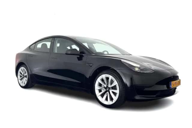 Tesla Model 3 (2023)