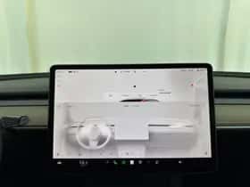 Tesla Model 3 (2023) thumbnail 16
