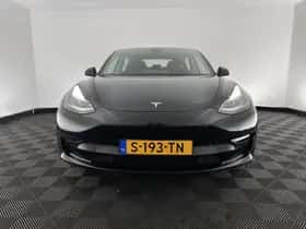Tesla Model 3 (2023) thumbnail 3