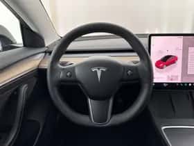 Tesla Model 3 (2023) thumbnail 23