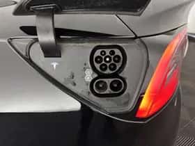 Tesla Model 3 (2023) thumbnail 25