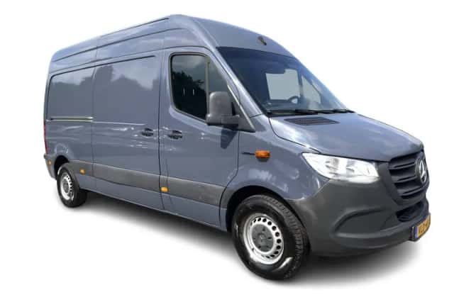 Mercedes-Benz eSprinter (2021) thumbnail 1