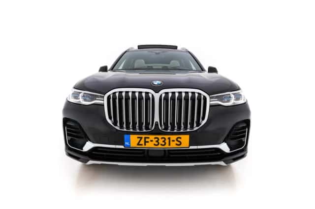 BMW X7 (2019) thumbnail 3