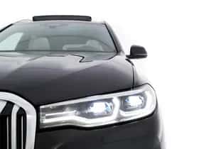 BMW X7 (2019) thumbnail 51
