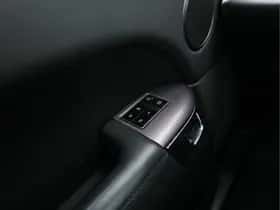 Land Rover Range Rover Sport (2015) thumbnail 23