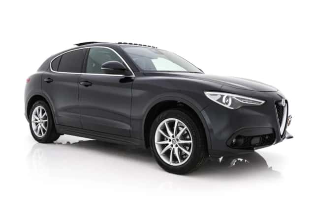 Alfa Romeo Stelvio (2018)