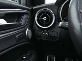 Alfa Romeo Stelvio (2018) thumbnail 20
