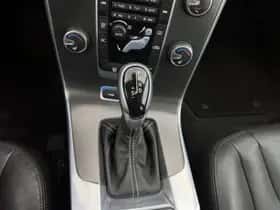 Volvo V60 (2013) thumbnail 16