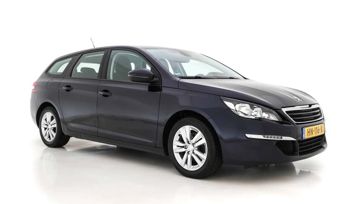 Peugeot 308 (2015) — foto 1