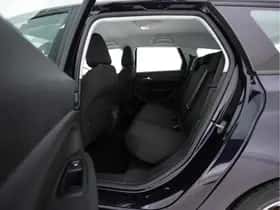 Peugeot 308 (2015) thumbnail 11