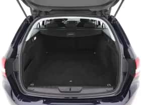 Peugeot 308 (2015) thumbnail 12