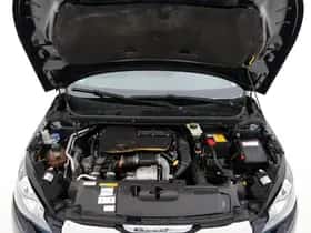Peugeot 308 (2015) thumbnail 22