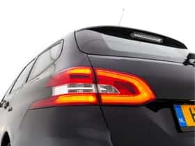 Peugeot 308 (2015) thumbnail 25