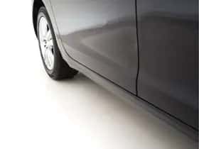 Peugeot 308 (2015) thumbnail 28